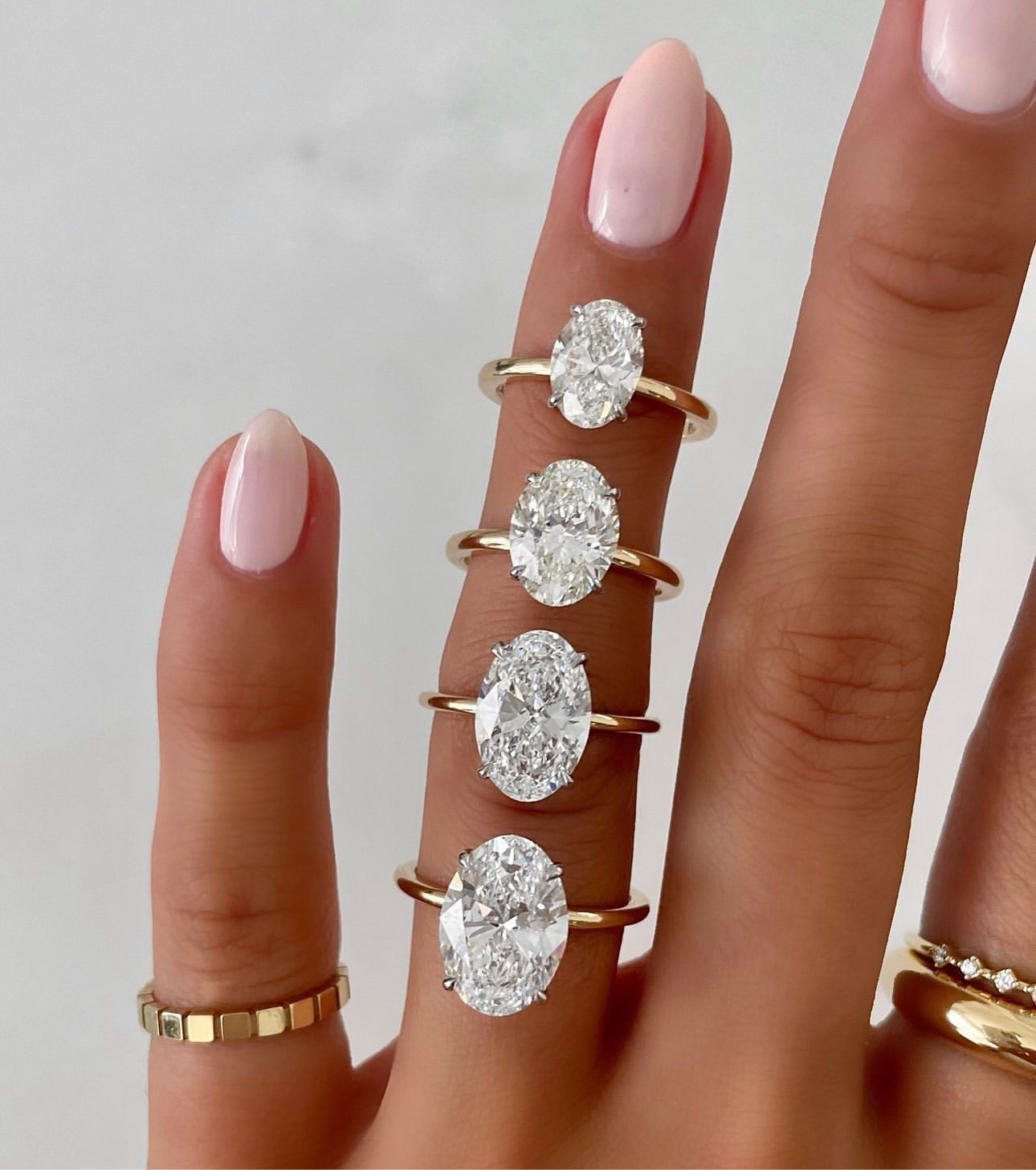 Solitaire Moissanite Oval Ring