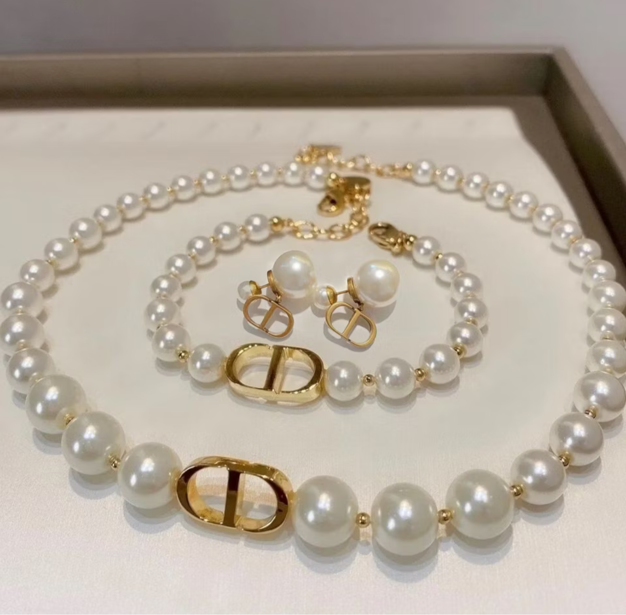 DR Inspiration Pearl Set