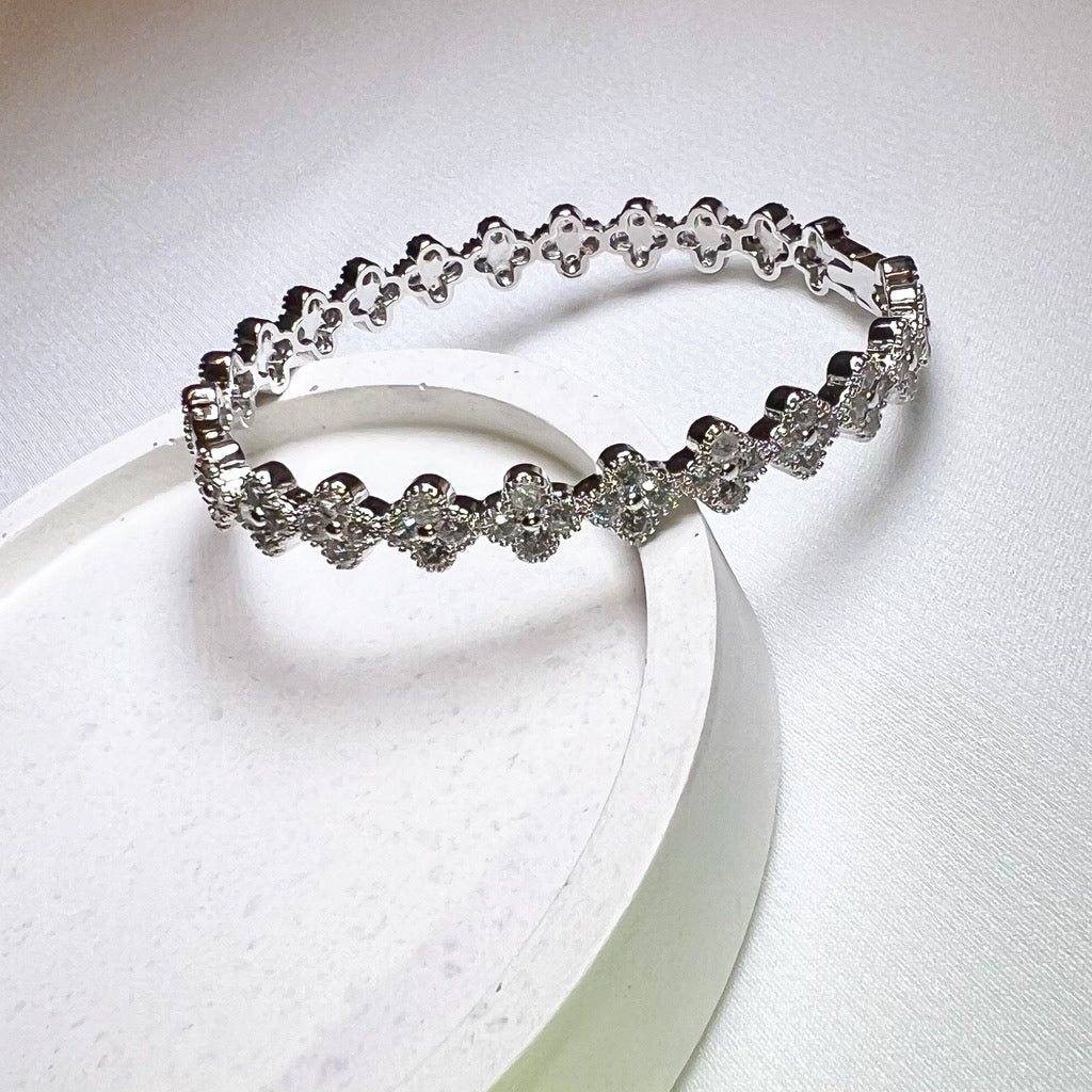 All Clover Bracelet with Stones